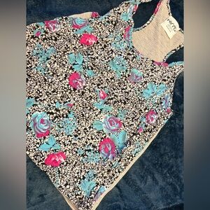 Floral Tank Top Size M